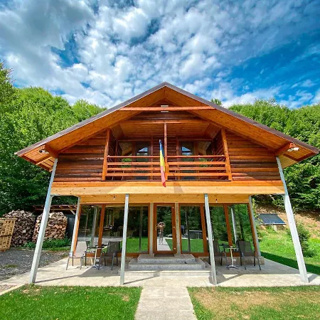 Pensiunea La Rus I Si Ii Holiday home *