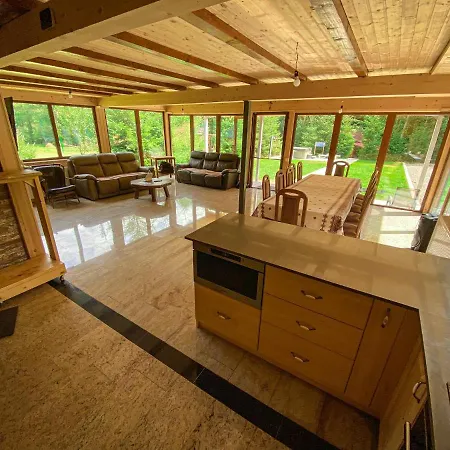 Pensiunea La Rus I Si Ii Holiday home *