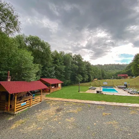 Pensiunea La Rus I Si Ii Holiday home Ciucea